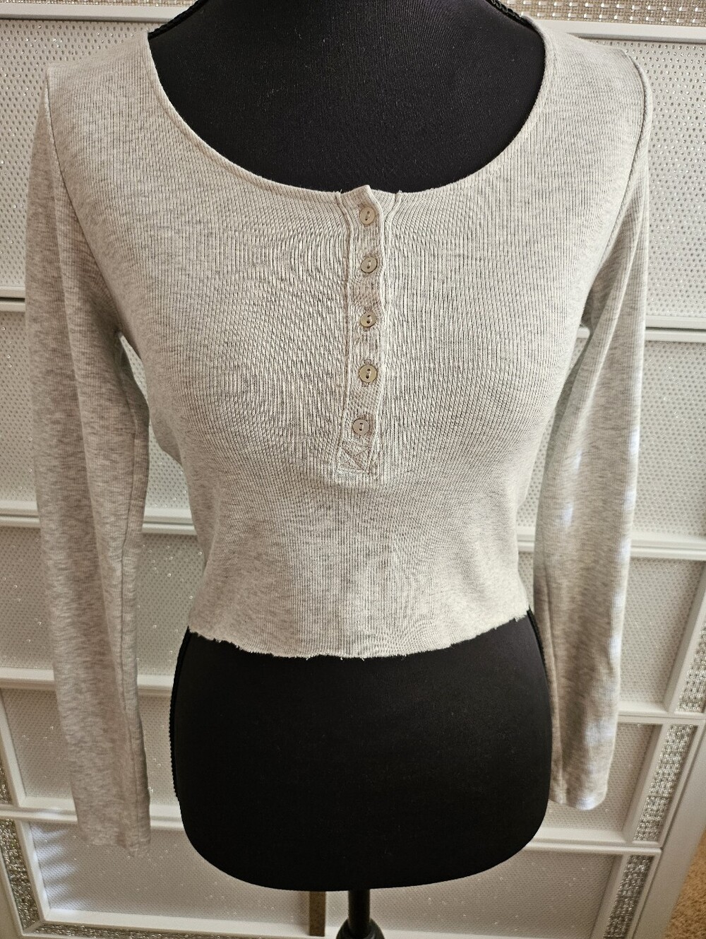 H&M Cropped Henley